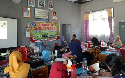 Berbagi Praktik Baik Implementasi Kurikulum Merdeka: Pengimbasan Sekolah Penggerak SMP Negeri 2 Kandis Ke SMP Negeri 4 Kandis